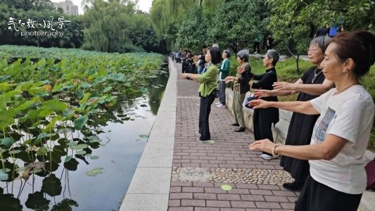 北京・紫竹林公園、早朝練功 北京・紫竹林公園、早朝練功